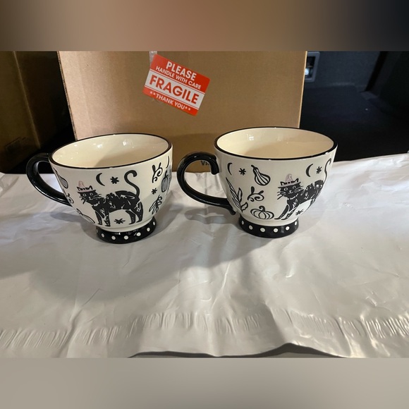 Potter’s Studio pedestal Halloween teacup/coffee mug set of 2 - Black cat  NEW! - Picture 7 of 8